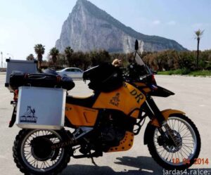 Zadní vak na motorku 20 l – boční vstup materiál: Plastel