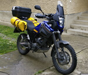 Zadní vak na motorku 20L s bočním vstupem – uchycení místo kufru, Yamaha Ténéré