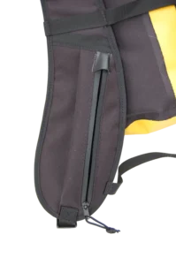 Enduro cestovatelský batoh na motorku – levá kapsa