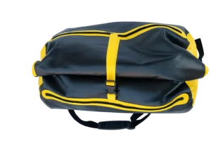 Zadní vak na motorku s horním vstupem – horní pohled